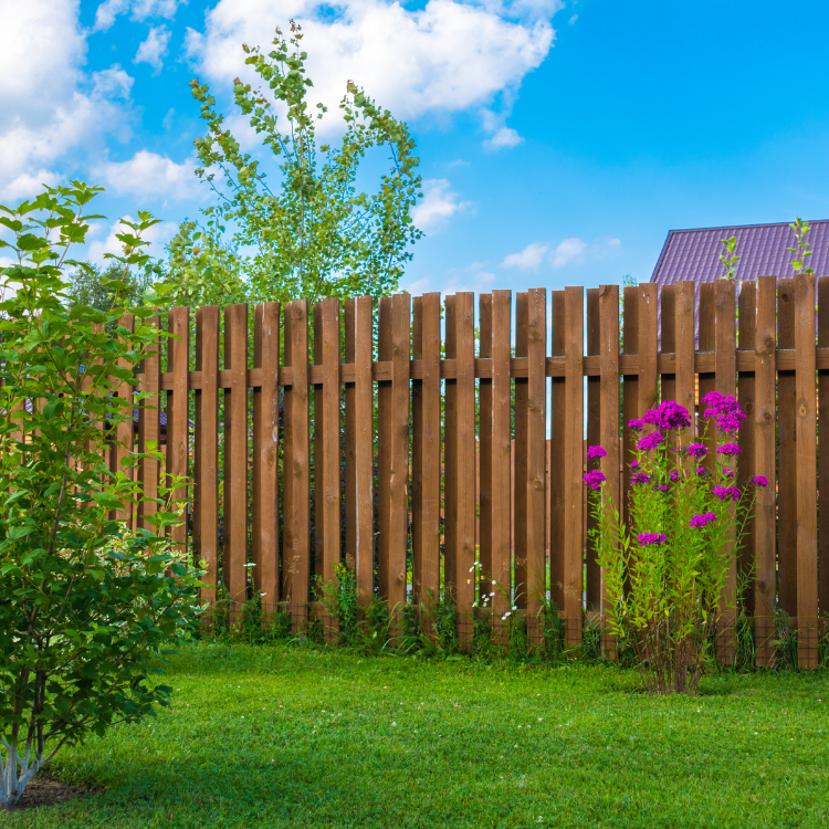 Fencing in Bettendorf, IA