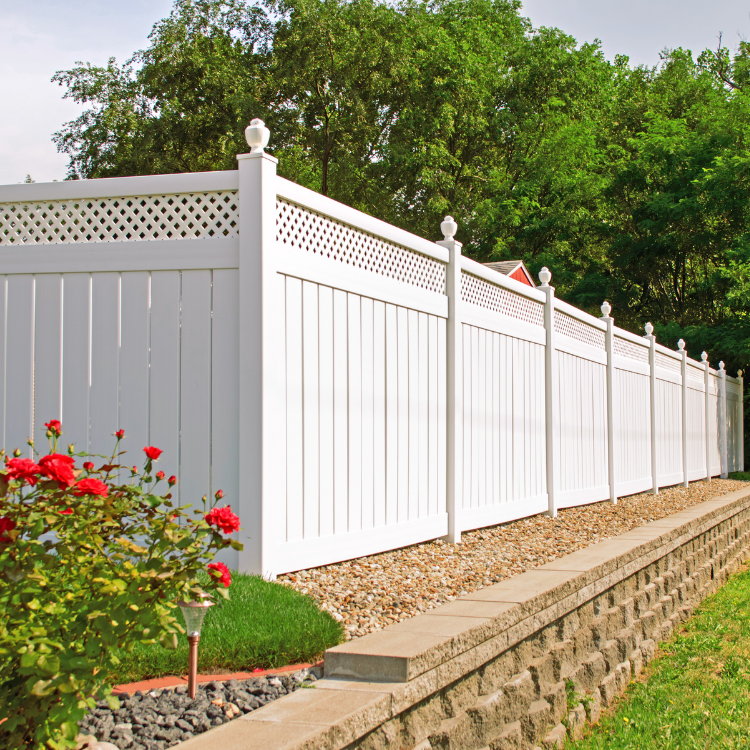 Fencing in Bettendorf, IA